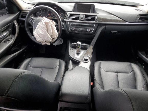 2013 BMW 3 Series 320i xDrive with VIN WBA3C3C51DF978651, listed as a Copart auction lot 58507915 with 117,025 mi miles and Salvage title. Bid and sale history available at DreamBid. Image 8.