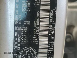 2004 Toyota Camry LE z VIN 4T1BE30K64U887305, wystawiony jako Copart lot #59349925 z przebiegiem 291 527 mil mil oraz Szkoda całkowita • Salvage title. Historia ofert i sprzedaży dostępna na DreamBid. Obrazek 12.