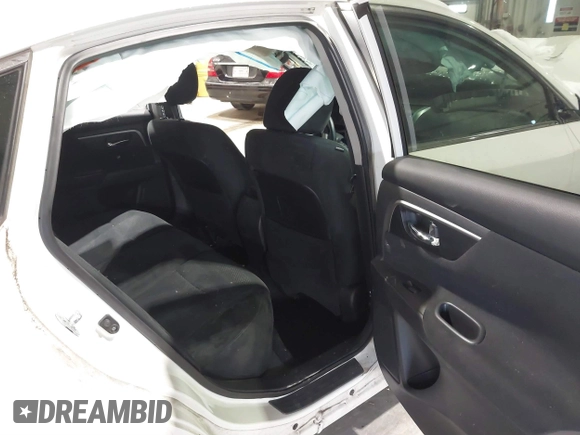2015 Nissan Altima 2.5 S with VIN 1N4AL3AP6FN378690, listed as a IAAI auction lot 41612014 with 124,680 mi miles. Bid and sale history available at carsss.com. Image 8.