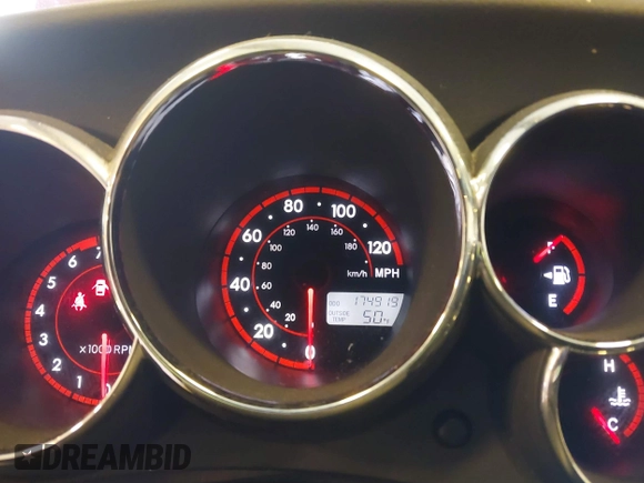 2005 Pontiac Vibe z VIN 5Y2SL63825Z447193, wystawiony jako IAAI lot #42046573 z przebiegiem 174 919 mil mil oraz . Historia ofert i sprzedaży dostępna na DreamBid. Obrazek 7.