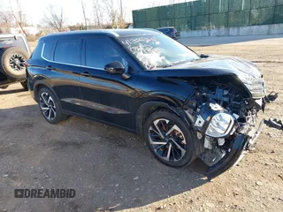 2022 Mitsubishi Outlander SEL z VIN JA4J4VA87NZ056900, wystawiony jako IAAI lot #41306349 z przebiegiem 36 721 mil mil oraz . Historia ofert i sprzedaży dostępna na DreamBid. Obrazek 1.