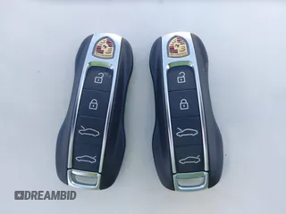 2023 Porsche Taycan z VIN WP0AA2Y12PSA14042, wystawiony jako IAAI lot #42356653 z przebiegiem 11 349 mil mil oraz . Historia ofert i sprzedaży dostępna na DreamBid. Obrazek 11.