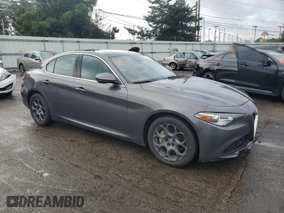 2017 Alfa Romeo Giulia with VIN ZARFAEDN8H7546578, listed as a Copart auction lot 65207855 with 59,221 mi miles and Clean title. Bid and sale history available at DreamBid. Image 4.