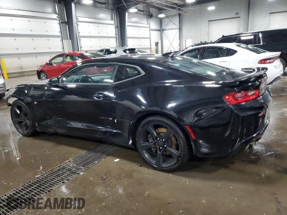 2017 Chevrolet Camaro 2SS z VIN 1G1FG1R72H0189573, wystawiony jako Copart lot #58092845 z przebiegiem 103 089 mil mil oraz Szkoda całkowita • Salvage title. Historia ofert i sprzedaży dostępna na DreamBid. Obrazek 2.