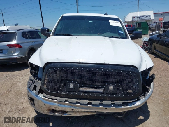 2017 Ram 1500 Big Horn z VIN 3C6RR7LTXHG608439, wystawiony jako IAAI lot #42239600 z przebiegiem 92 038 mil mil oraz . Historia ofert i sprzedaży dostępna na DreamBid. Obrazek 12.