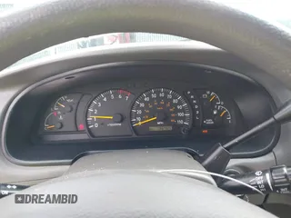2003 Toyota Tundra SR5 with VIN 5TBRT34163S434212, listed as a IAAI auction lot 42075757 with 196,485 mi miles and . Bid and sale history available at DreamBid. Image 7.