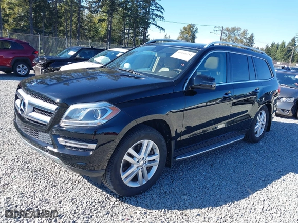 2013 Mercedes-Benz GL-Class GL 450 with VIN 4JGDF7CE5DA175209, listed as a IAAI auction lot 40466251 with 80,770 mi miles. Bid and sale history available at carsss.com. Image 17.