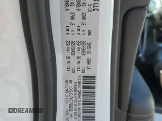 2015 Jeep Grand Cherokee Summit с VIN 1C4RJFJTXFC768298, выставлен на аукционе Copart как лот 52503035 с пробегом 170 364 миль миль и Списание • Salvage title. История ставок и продаж доступна на DreamBid. Изображение 15.
