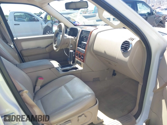 2010 Ford Explorer Eddie Bauer с VIN 1FMEU6EE9AUA87274, выставлен на аукционе IAAI как лот 42453657 с пробегом 175 609 миль миль и . История ставок и продаж доступна на DreamBid. Изображение 5.