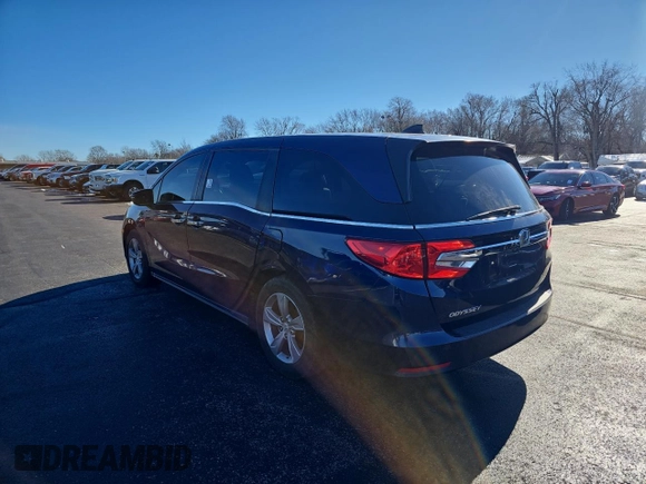 2018 Honda Odyssey EX-L z VIN 5FNRL6H75JB064377, wystawiony jako Copart lot #89319585 z przebiegiem 103 620 mil mil oraz Czysty tytuł • Clean title. Historia ofert i sprzedaży dostępna na DreamBid. Obrazek 3.