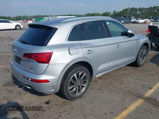 2021 Audi Q5 Premium with VIN WA1AAAFY4M2004691, listed as a IAAI auction lot 42393635 with 17,802 mi miles and . Bid and sale history available at DreamBid. Image 4.
