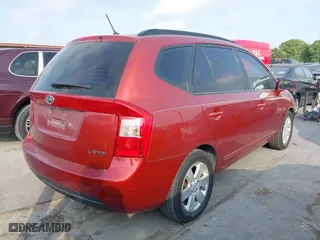 2008 Kia Rondo LX with VIN KNAFG526887128782, listed as a IAAI auction lot 42072865 with 125,882 mi miles. Bid and sale history available at carsss.com. Image 4.