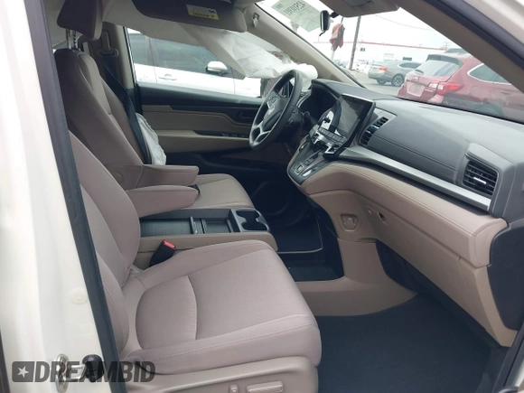 2019 Honda Odyssey EX with VIN 5FNRL6H58KB089810, listed as a IAAI auction lot 42510301 with 38,615 mi miles and . Bid and sale history available at DreamBid. Image 5.