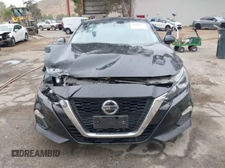 2019 Nissan Altima S with VIN 1N4BL4BV2KN317158, listed as a IAAI auction lot 42058292 with 109,466 mi miles and . Bid and sale history available at carsss.com. Image 11.