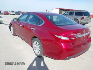 2018 Nissan Altima SR with VIN 1N4AL3AP2JC232503, listed as a IAAI auction lot 41824936 with 115,366 mi miles and . Bid and sale history available at carsss.com. Image 3.