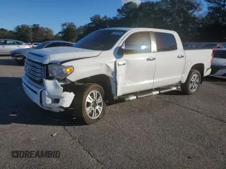 2017 Toyota Tundra Platinum z VIN 5TFAW5F10HX606854, wystawiony jako Copart lot #84322634 z przebiegiem 65 668 mil mil oraz Szkoda całkowita • Salvage title. Historia ofert i sprzedaży dostępna na DreamBid. Obrazek 1.