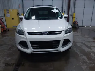 2013 Ford Escape Titanium с VIN 1FMCU9J96DUD54201, выставлен на аукционе IAAI как лот 42075287 с пробегом 147 923 миль миль и . История ставок и продаж доступна на DreamBid. Изображение 13.
