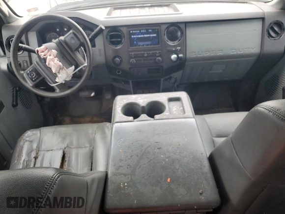 2013 Ford F-250 XL with VIN 1FT7X2B62DEB20592, listed as a Copart auction lot 51535495 with 390,072 mi miles and Salvage Title. Bid and sale history available at DreamBid. Image 8.