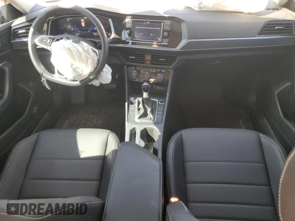 2024 Volkswagen Jetta SE with VIN 3VW7M7BU2RM067475, listed as a Copart auction lot 50451495 with 4,909 mi miles and Salvage title. Bid and sale history available at DreamBid. Image 8.