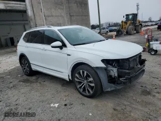 2018 Volkswagen Tiguan SEL Premium with VIN 3VV4B7AX0JM168253, listed as a Copart auction lot 44530495 with 61,769 mi miles and Salvage Title. Bid and sale history available at carsss.com. Image 4.