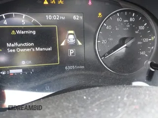 2021 Nissan Kicks SV z VIN 3N1CP5CV1ML537730, wystawiony jako IAAI lot #42093316 z przebiegiem 63 051 mil mil oraz . Historia ofert i sprzedaży dostępna na DreamBid. Obrazek 7.