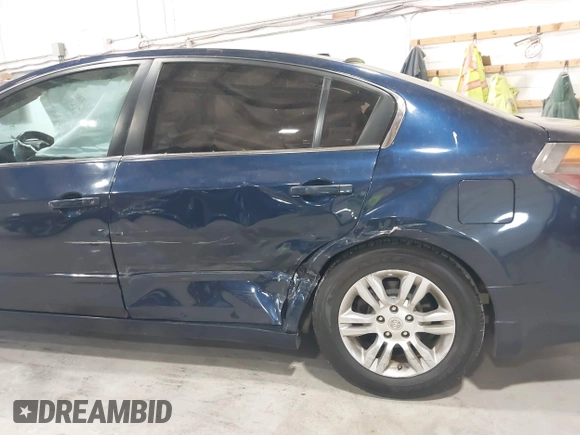 2010 Nissan Altima S with VIN 1N4AL2AP5AN543700, listed as a IAAI auction lot 42160867 with 136,355 mi miles and . Bid and sale history available at carsss.com. Image 6.