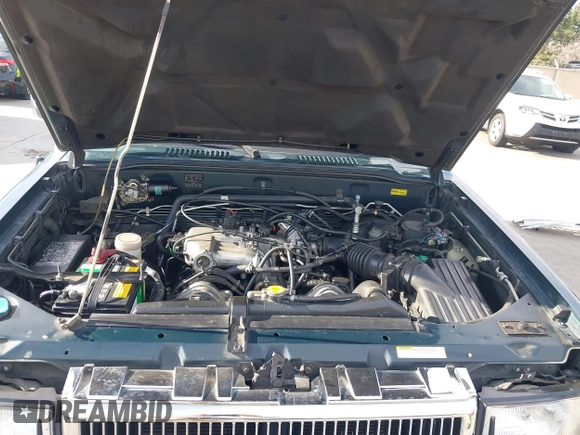 1996 Isuzu Trooper z VIN JACDJ58V4T7918002, wystawiony jako IAAI lot #41700255 z przebiegiem 203 951 mil mil oraz . Historia ofert i sprzedaży dostępna na DreamBid. Obrazek 10.