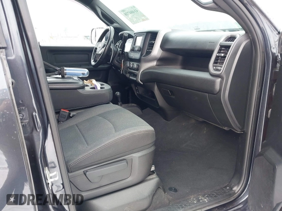 2021 Ram 2500 Tradesman with VIN 3C6UR5HL5MG671238, listed as a IAAI auction lot 41404738 with 60,658 mi miles and . Bid and sale history available at DreamBid. Image 5.