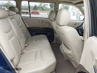 2003 Toyota Highlander with VIN JTEHF21A330117706, listed as a IAAI auction lot 41980280 with 188,890 mi miles. Bid and sale history available at carsss.com. Image 8.