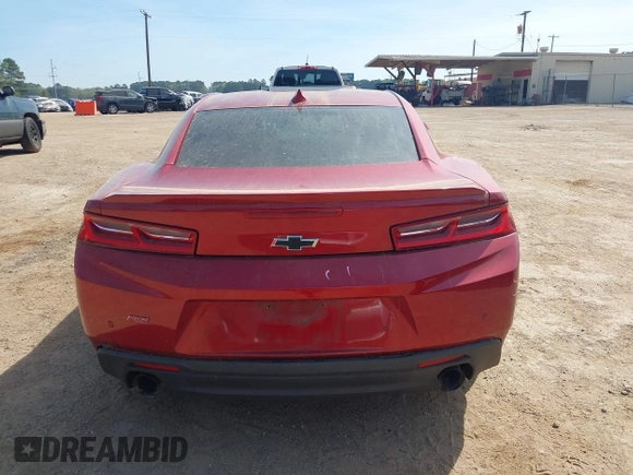 2017 Chevrolet Camaro 2LT z VIN 1G1FD1RSXH0168452, wystawiony jako IAAI lot #41878815 z przebiegiem 164 149 mil mil oraz . Historia ofert i sprzedaży dostępna na DreamBid. Obrazek 16.