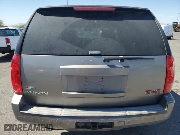 2008 GMC Yukon SLT w/4SB with VIN 1GKFC13028R107436, listed as a Copart auction lot 73807804 with 185,017 mi miles and Salvage Title. Bid and sale history available at carsss.com. Image 6.