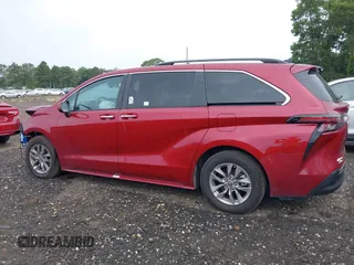 2023 Toyota Sienna XLE with VIN 5TDJSKFC8PS090968, listed as a IAAI auction lot 42736722 with 24,267 mi miles and . Bid and sale history available at DreamBid. Image 14.