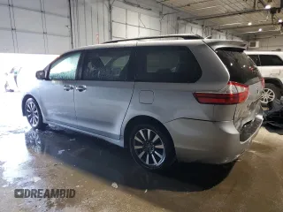 2018 Toyota Sienna XLE with VIN 5TDDZ3DC6JS193492, listed as a Copart auction lot 86548854 with 82,762 mi miles and Salvage Title. Bid and sale history available at carsss.com. Image 2.