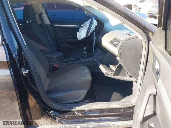 2020 Volkswagen Jetta S with VIN 3VWN57BU6LM068589, listed as a IAAI auction lot 41188256 with 67,810 mi miles. Bid and sale history available at carsss.com. Image 5.