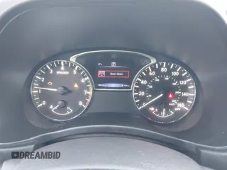 2017 Nissan Pathfinder SV z VIN 5N1DR2MN7HC660048, wystawiony jako IAAI lot #41447330 z przebiegiem 138 524 mil mil oraz . Historia ofert i sprzedaży dostępna na DreamBid. Obrazek 7.