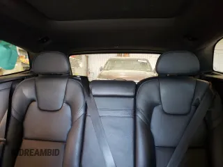 2018 Volvo XC60 Momentum с VIN YV4102RK4J1025044, выставлен на аукционе Copart как лот 48249145 с пробегом 99 688 миль миль и Списание • Salvage title. История ставок и продаж доступна на DreamBid. Изображение 10.