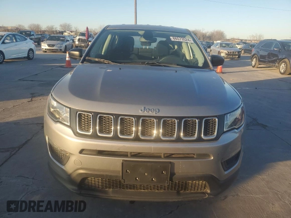 2021 Jeep Compass Sport с VIN 3C4NJCABXMT560301, выставлен на аукционе Copart как лот 86573524 с пробегом 14 872 миль миль и Списание • Salvage title. История ставок и продаж доступна на DreamBid. Изображение 5.