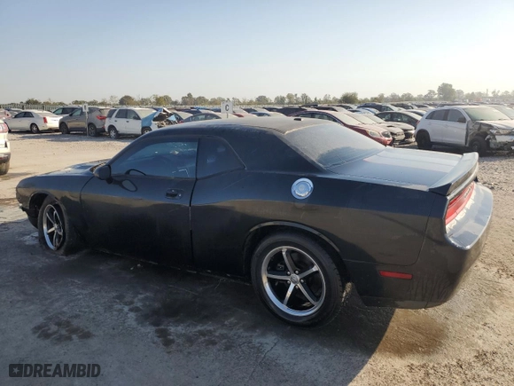 2010 Dodge Challenger SE with VIN 2B3CJ4DV0AH102498, listed as a Copart auction lot 75807764 with 131,735 mi miles and Salvage Title. Bid and sale history available at carsss.com. Image 2.