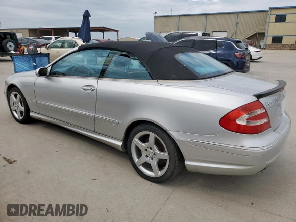 2005 Mercedes-Benz CLK 500 z VIN WDBTK75G75T041381, wystawiony jako Copart lot #63317915 z przebiegiem 85 750 mil mil oraz Szkoda całkowita • Salvage title. Historia ofert i sprzedaży dostępna na DreamBid. Obrazek 2.
