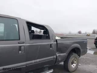 2004 Ford Super Duty F-250 XL with VIN 1FTNW21L24EA27704, listed as a IAAI auction lot 41150150 with 155,321 mi miles. Bid and sale history available at carsss.com. Image 6.