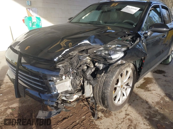 2019 Porsche Cayenne with VIN WP1AA2AY9KDA18198, listed as a IAAI auction lot 41126050 with 84,371 mi miles and . Bid and sale history available at DreamBid. Image 6.