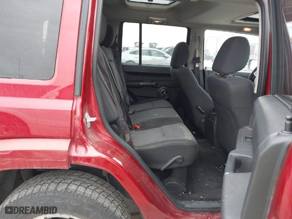 2009 Jeep Commander Sport with VIN 1J8HG48K99C544044, listed as a IAAI auction lot 41741302 with 183,992 mi miles. Bid and sale history available at carsss.com. Image 8.