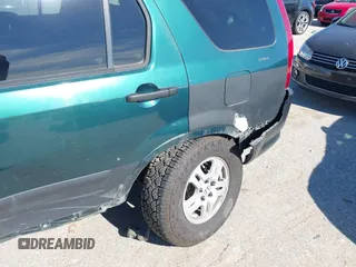 2002 Honda CR-V EX with VIN JHLRD78842C040973, listed as a IAAI auction lot 41214880 with 153,429 mi miles and . Bid and sale history available at DreamBid. Image 6.