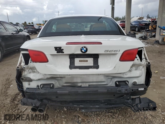 2013 BMW 3 Series 328i with VIN WBADW3C51DJ527082, listed as a Copart auction lot 58250445 with 116,914 mi miles and Non repairable. Bid and sale history available at DreamBid. Image 6.