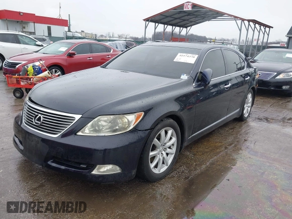 2007 Lexus LS 460 with VIN JTHBL46F675008702, listed as a IAAI auction lot 41574370 with 170,609 mi miles. Bid and sale history available at carsss.com. Image 17.