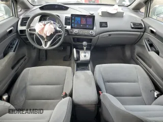 2009 Honda Civic LX z VIN 1HGFA16529L027844, wystawiony jako Copart lot #57383525 z przebiegiem 147 542 mil mil oraz Szkoda całkowita • Salvage title. Historia ofert i sprzedaży dostępna na DreamBid. Obrazek 8.