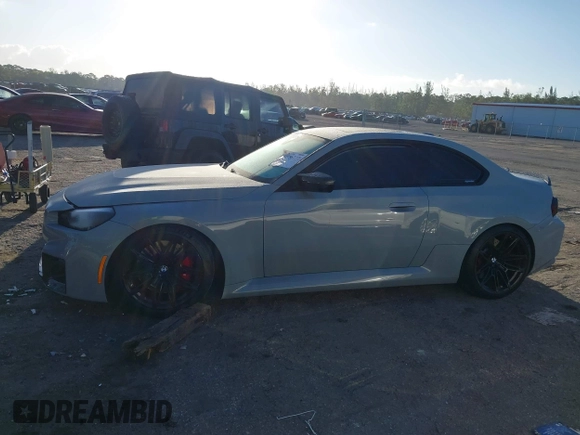 2024 BMW M2 z VIN 3MF13DM04R8E25637, wystawiony jako IAAI lot #41556777 z przebiegiem 18 810 mil mil oraz . Historia ofert i sprzedaży dostępna na DreamBid. Obrazek 14.