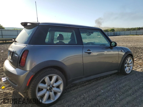 2003 MINI Hardtop S with VIN WMWRE33423TD73097, listed as a Copart auction lot 54743065 with 166,289 mi miles and Clean Title. Bid and sale history available at DreamBid. Image 3.
