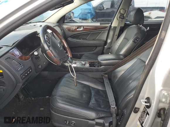 2013 Hyundai Equus Signature with VIN KMHGH4JH8DU058788, listed as a Copart auction lot 46627145 with 80,753 mi miles and Salvage Title. Bid and sale history available at DreamBid. Image 7.