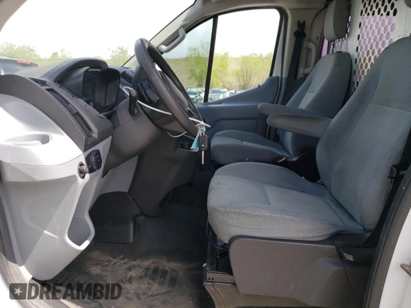 2016 Ford Transit Cargo z VIN 1FTYR1ZM4GKA23204, wystawiony jako Copart lot #55861645 z przebiegiem 222 430 mil mil oraz Szkoda całkowita • Salvage title. Historia ofert i sprzedaży dostępna na DreamBid. Obrazek 7.